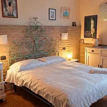 Crocevia 111 Affittacamere 4*
