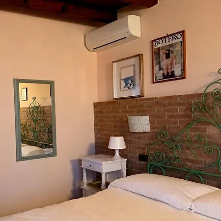 Crocevia 111 Guest house 4*